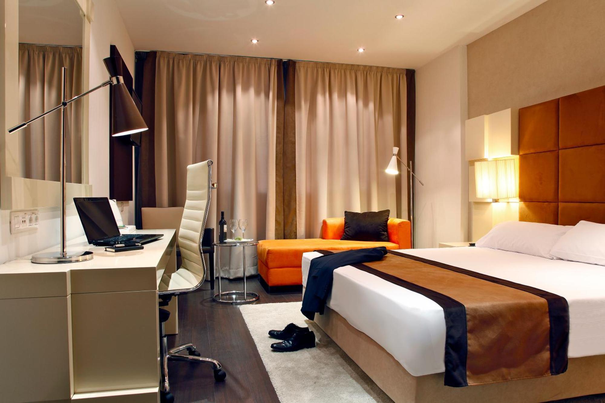 Holiday Inn Madrid - Las Tablas, an IHG Hotel Exterior foto
